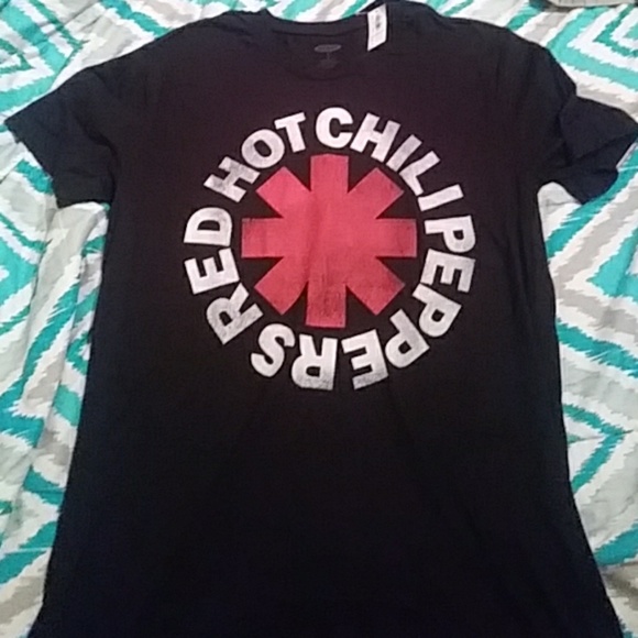 Red hot chilli pepper old navy t-shirt - Picture 3 of 3